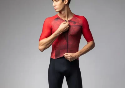 ALE BEYOND Men's Triathlon Skinsuit – Aero Performance & Comfort